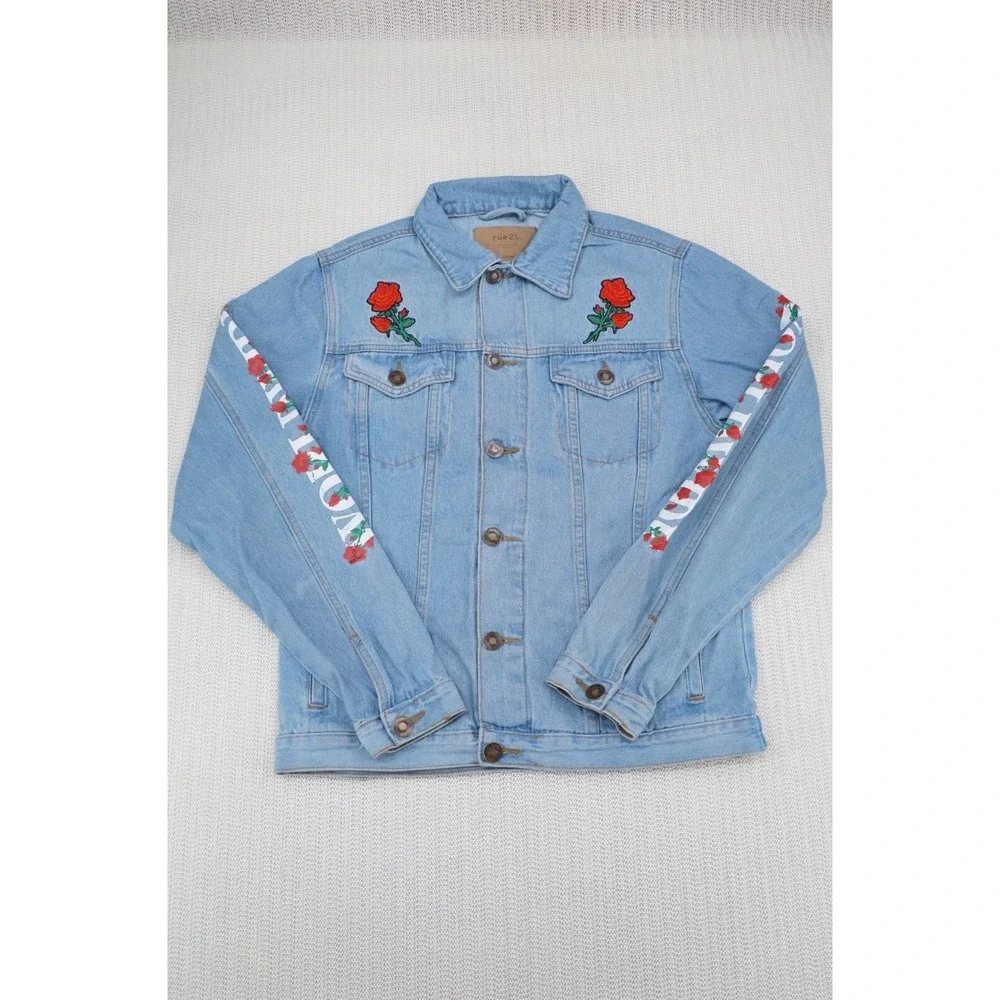 Rue 21 Jean Jacket Womens Small Blue Denim‎ Rose Worldwide Graphic Trucker